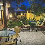 B&B Ichnos 칼라고노네