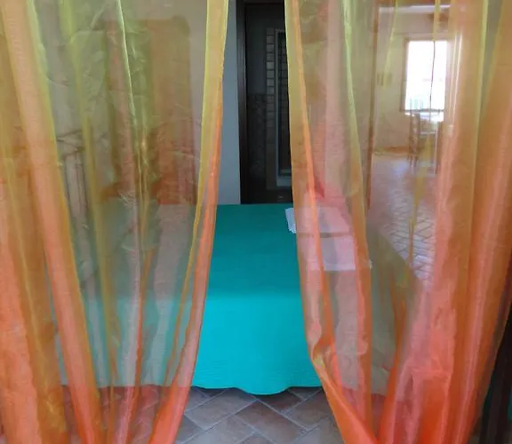 Ichnos Nocleg ze śniadaniem 3*